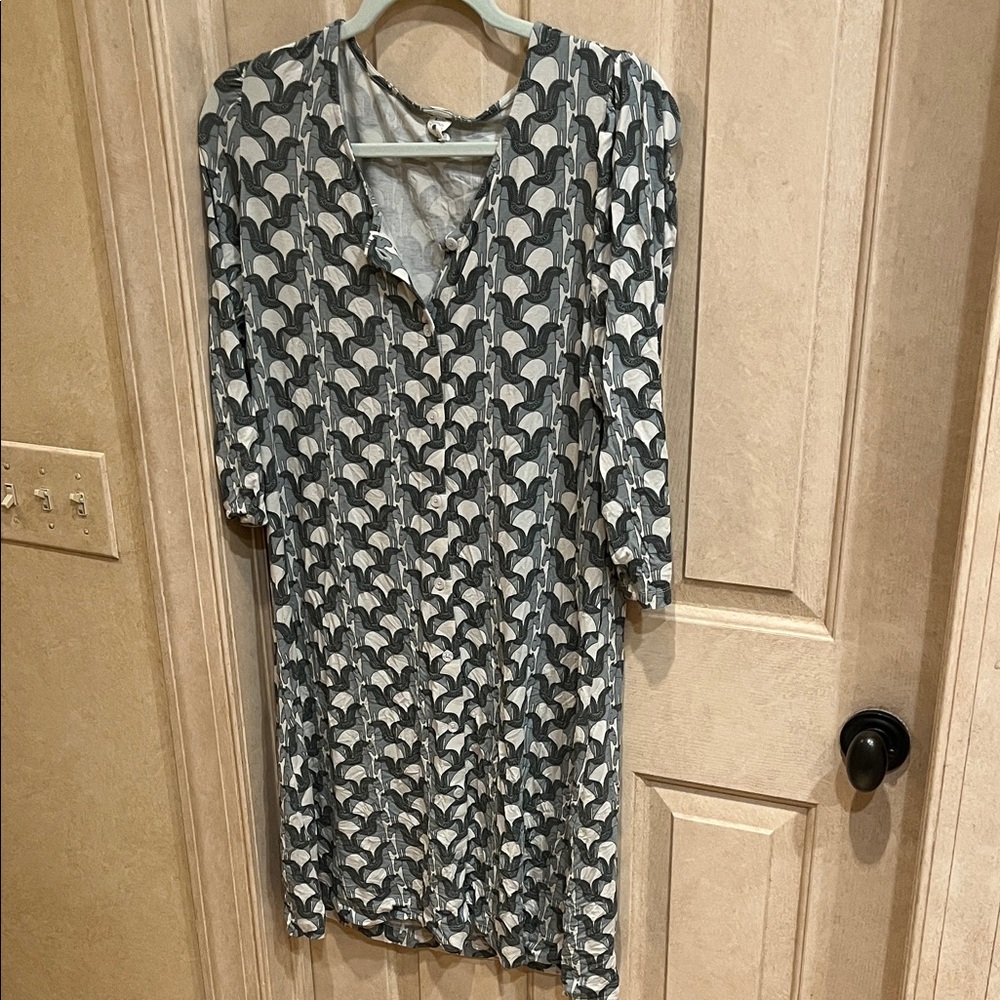 Kate Quinn Women’s Bamboo Dress in Trojan Horse Print